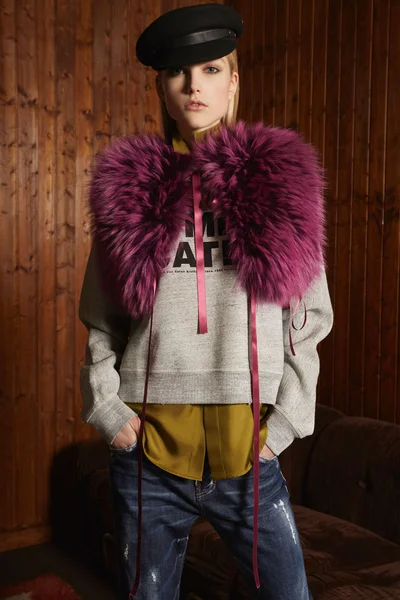 Look 7